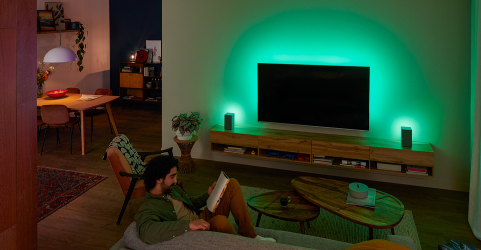 &Eta; &sigma;&omicron;&upsilon;ί&tau;&alpha; Ambilight &pi;&rho;&omicron;&sigma;&phi;έ&rho;&epsilon;&iota;