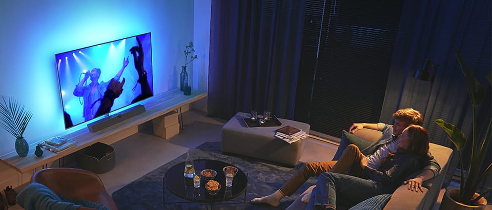 &Tau;&eta;&lambda;&epsilon;ό&rho;&alpha;&sigma;&eta; Philips Ambilight | &Eta; &kappa;&alpha;&lambda;ύ&tau;&epsilon;&rho;&eta; &tau;&eta;&lambda;&epsilon;ό&rho;&alpha;&sigma;&eta; &gamma;&iota;&alpha; &mu;&omicron;&upsilon;&sigma;&iota;&kappa;ή